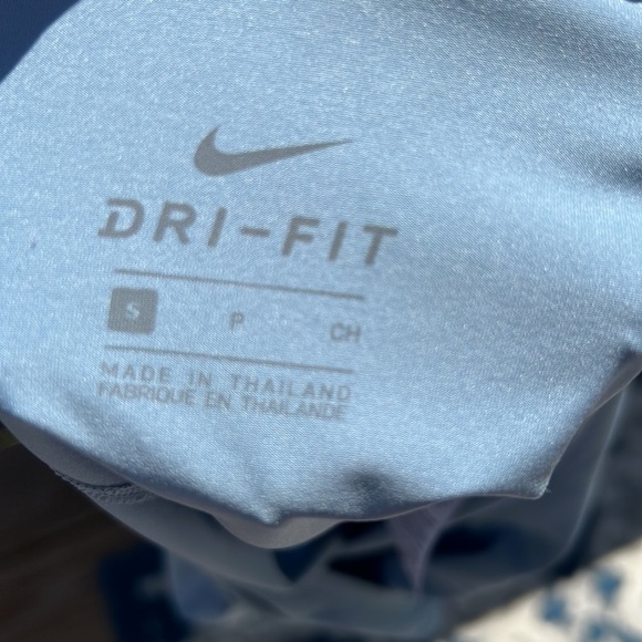 Just Do It Nike Tank Size Small - Picture 7 of 7